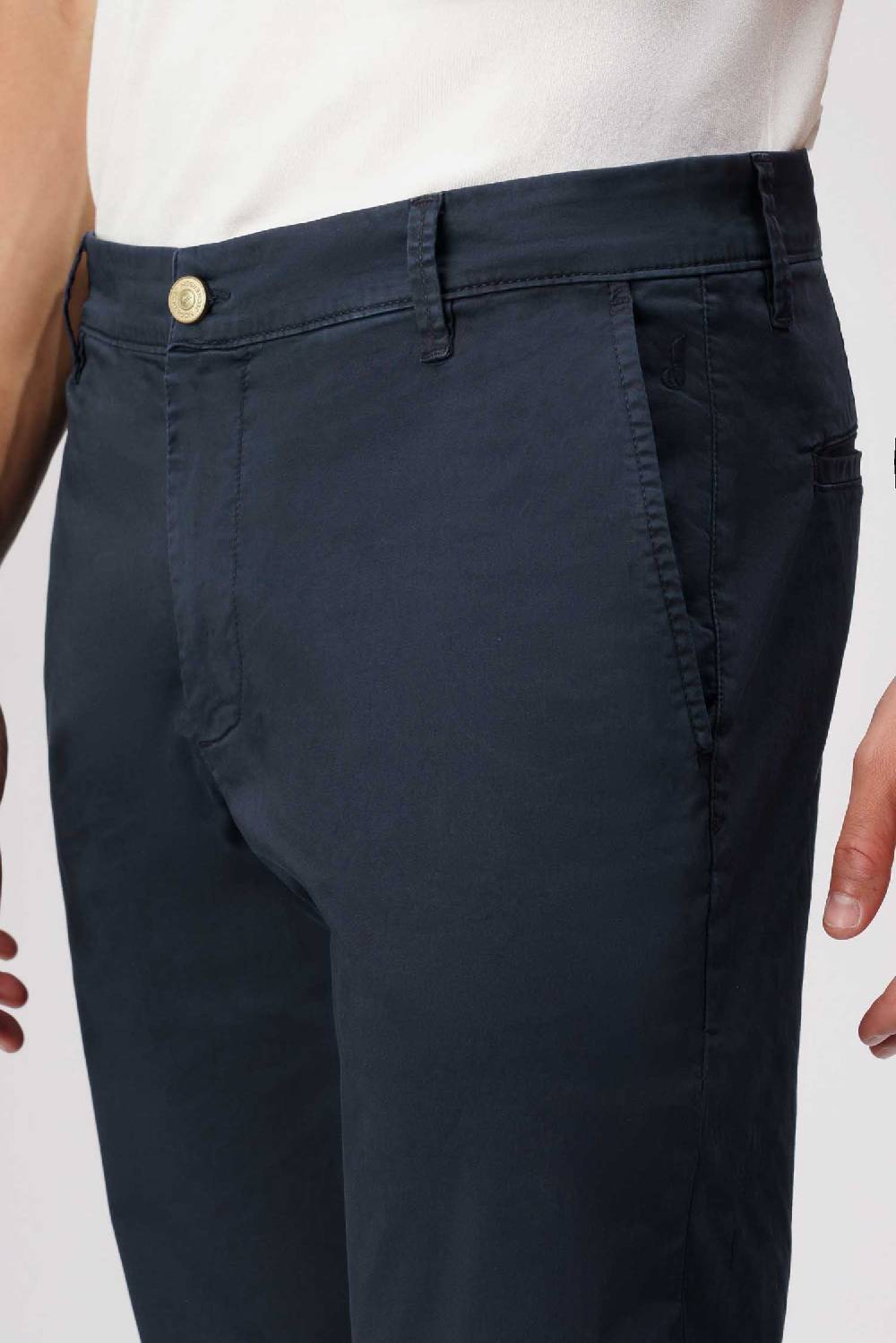 Jeckerson Jack- Pantalone Chino Con Tasca Americana In Armatura Raso Blu Scuro