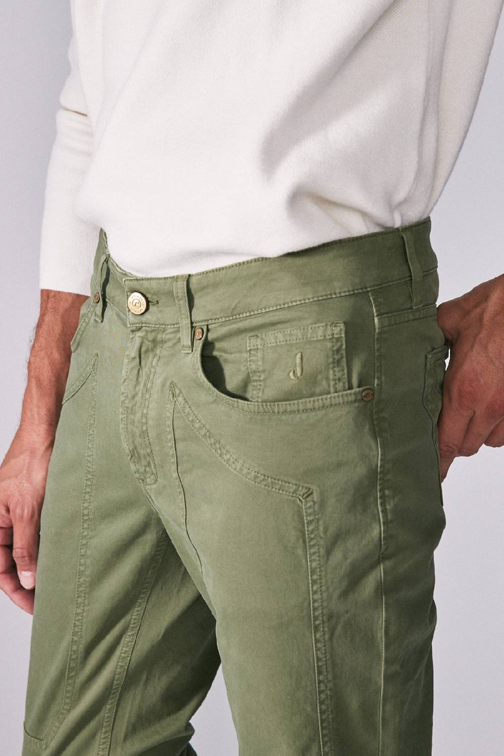 Jeckerson Pantalone Slim Fit Con Toppa