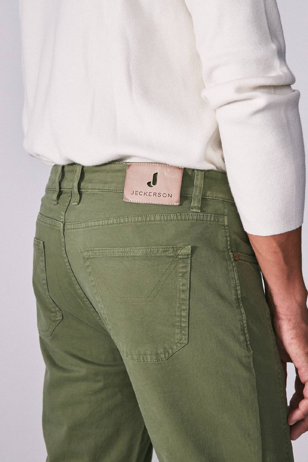 Jeckerson Pantalone Slim Fit Con Toppa