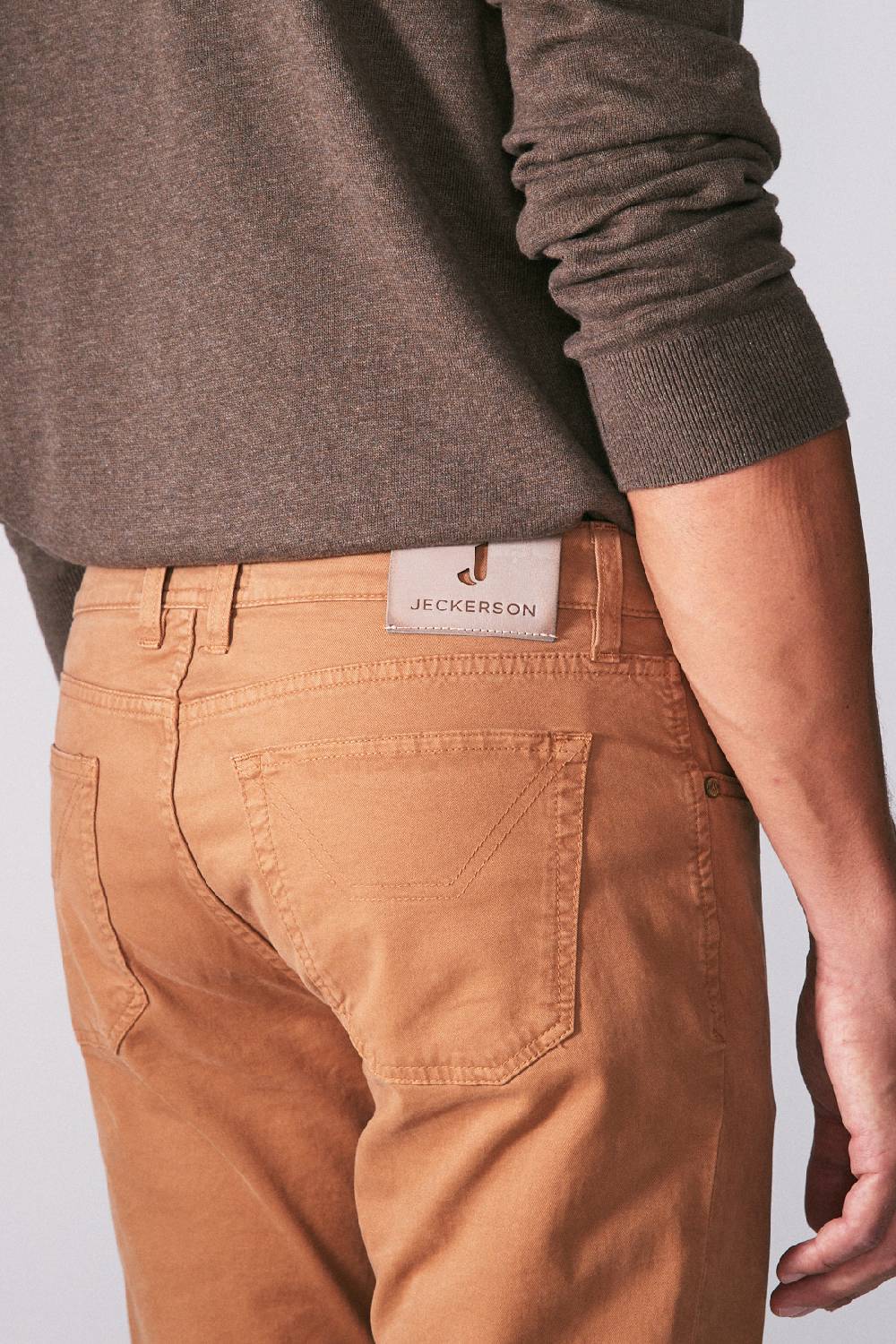 Jeckerson Pantalone slim in gabardina stretch