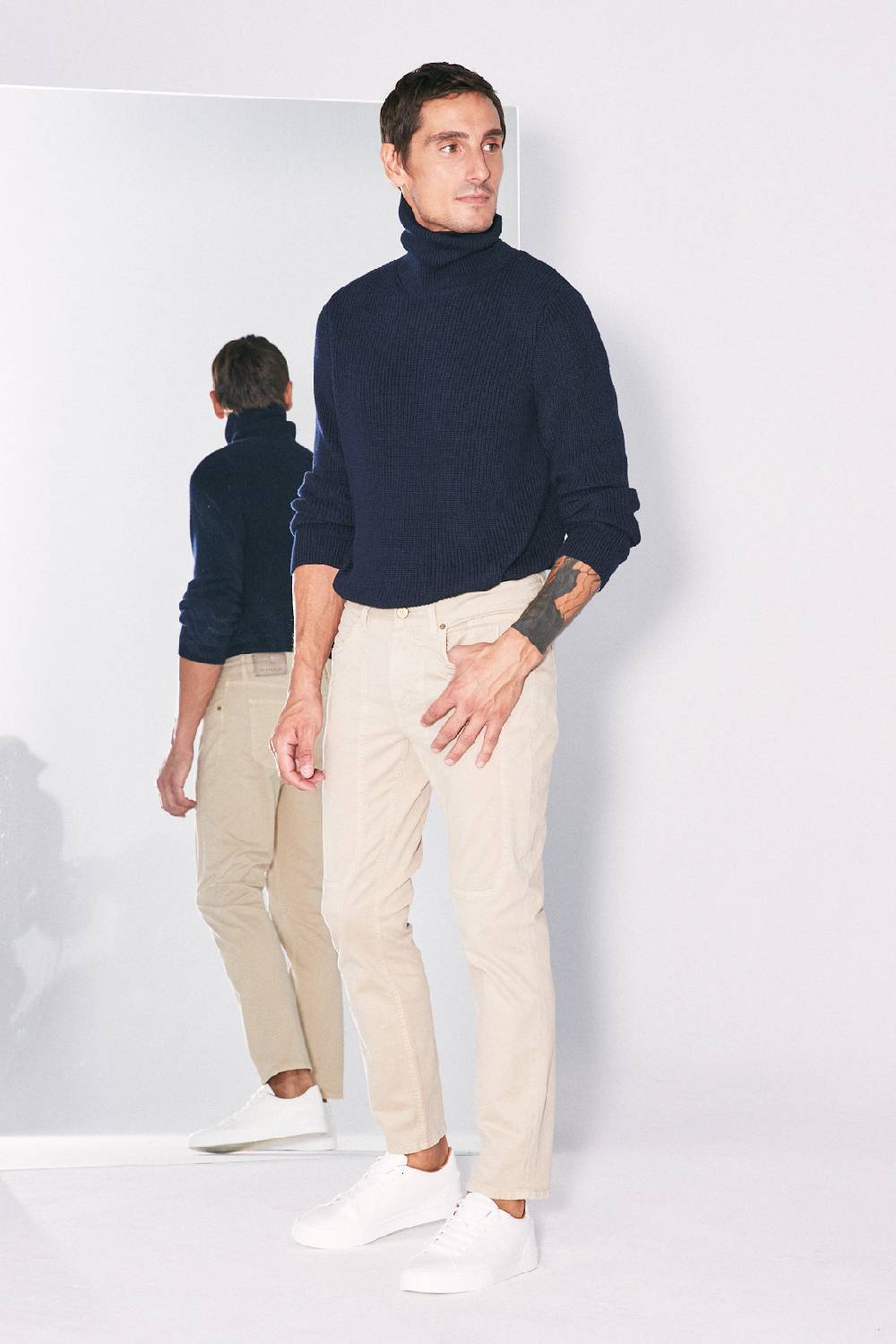 Jeckerson Pantalone skinny in gabardina stretch con toppa