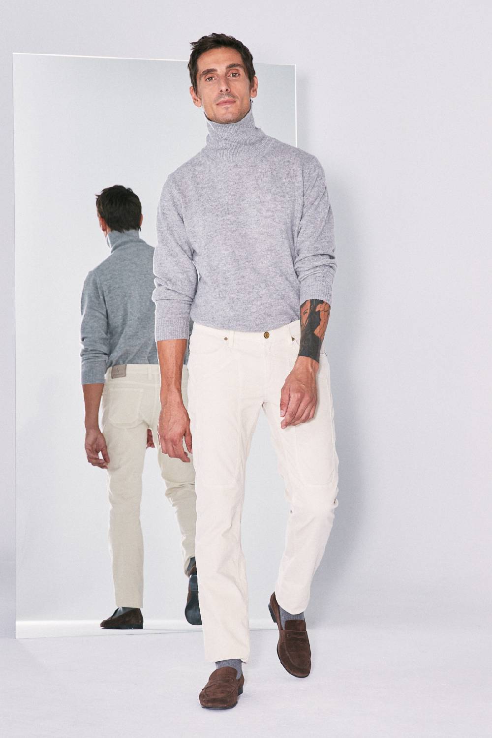 Jeckerson Pantalone Slim Fit In Velluto Con Toppa In Tono