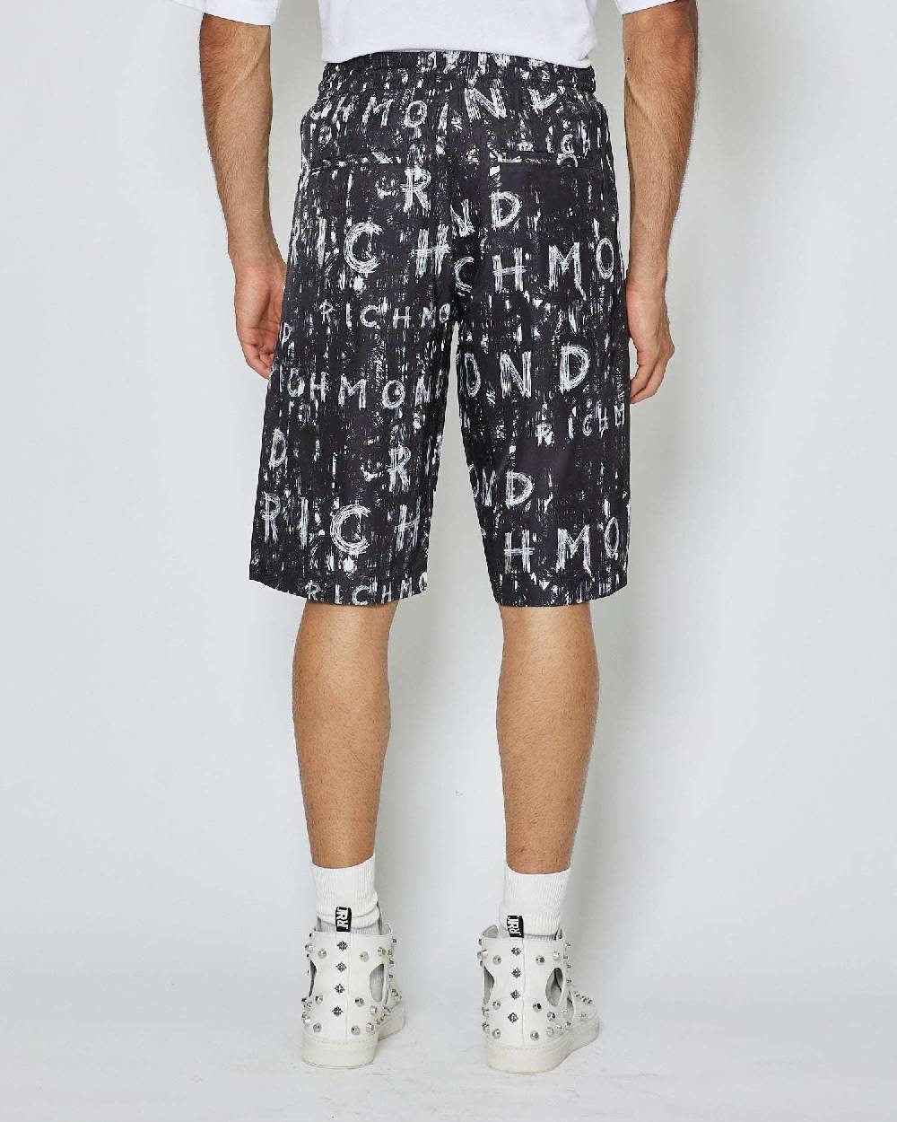 John Richmond Bermuda Con Pattern Iconico Di Collezione