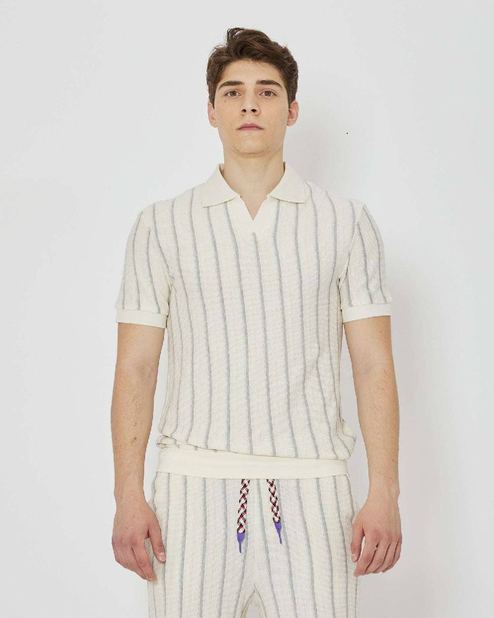 John Richmond Polo con righe e scollo a V