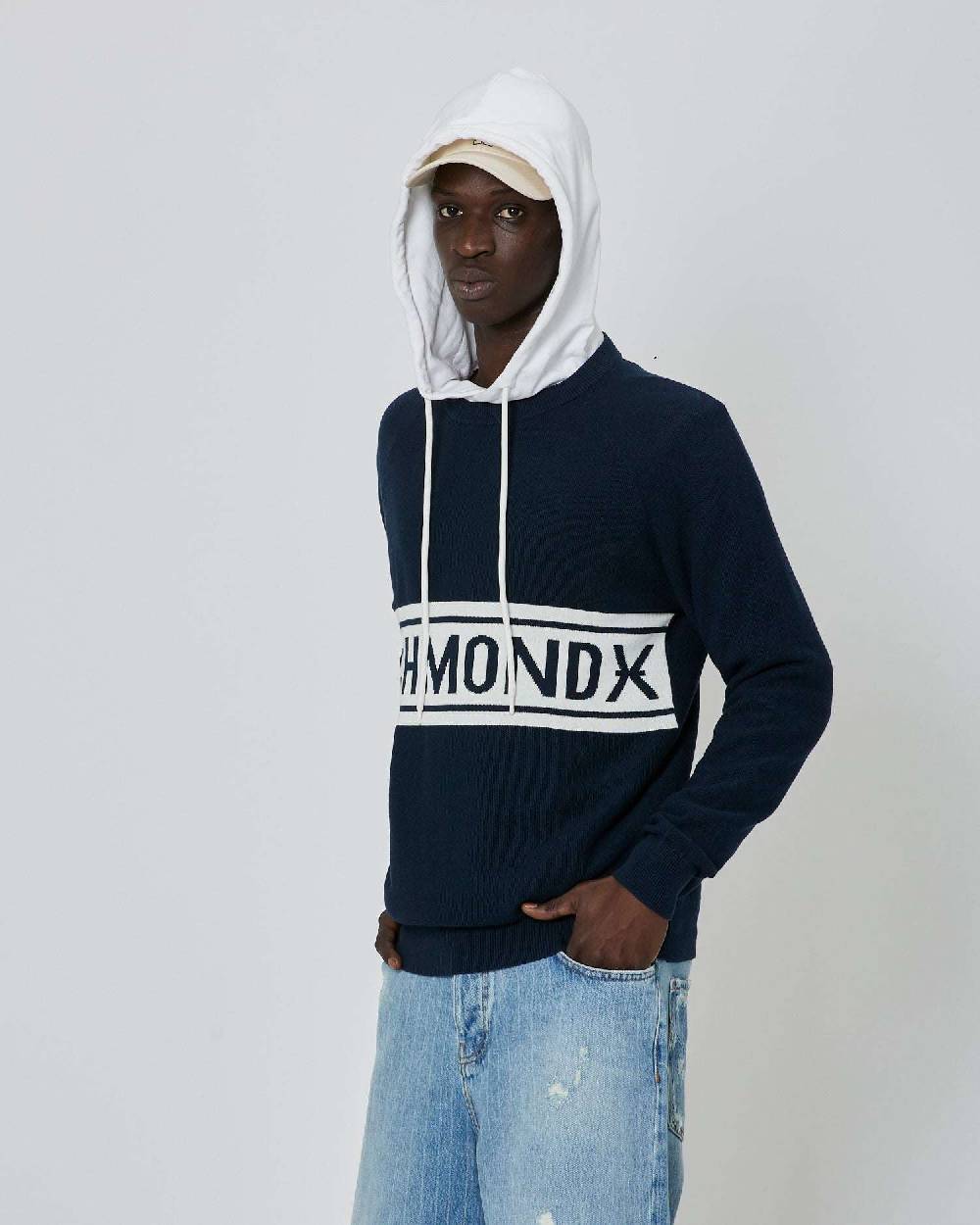 John Richmond Maglia Bicolor Con Logo Impresso Sul Davanti