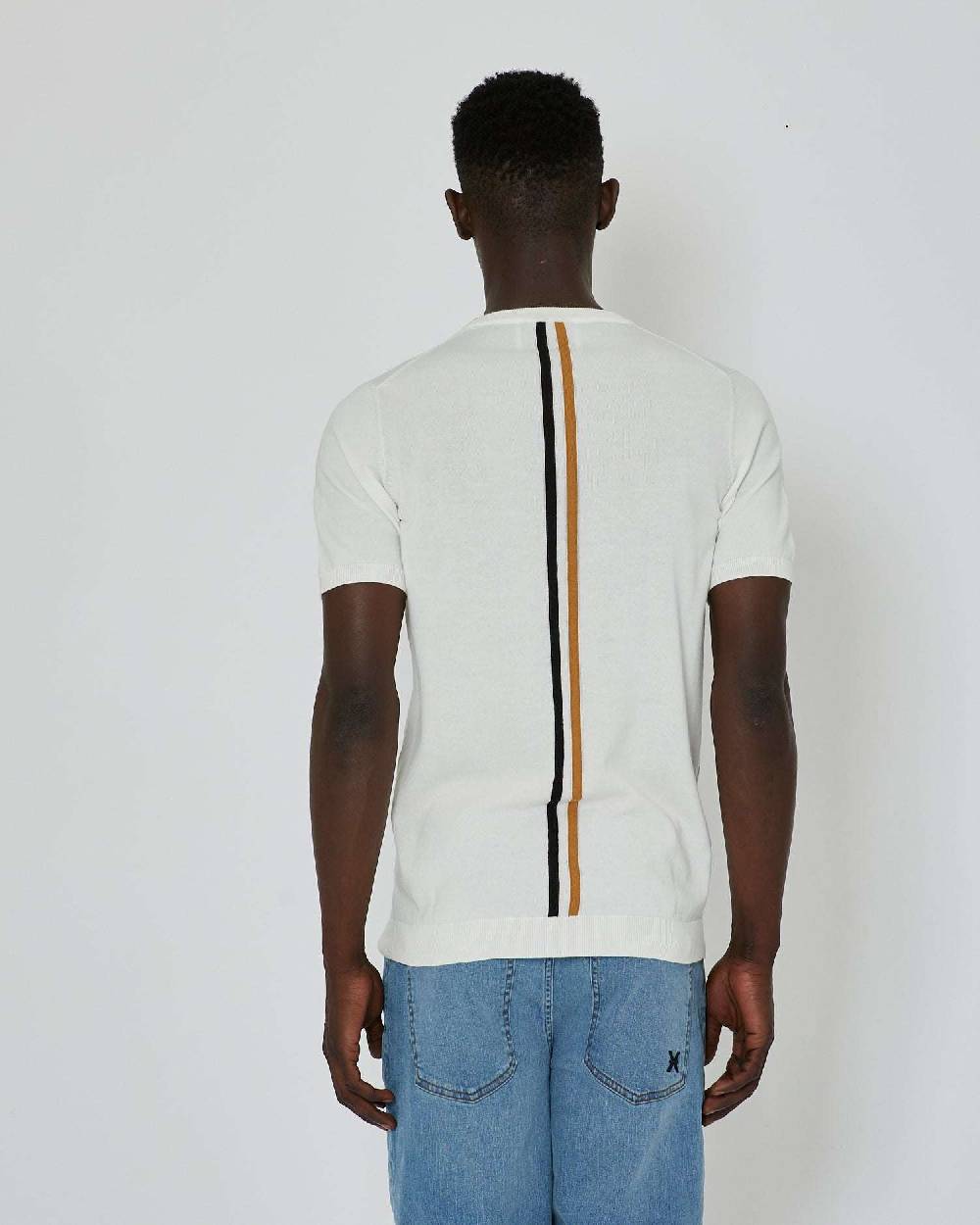 John Richmond Maglia Con Logo A Contrasto Sul Davanti E Banda Bicolor Sul Retro