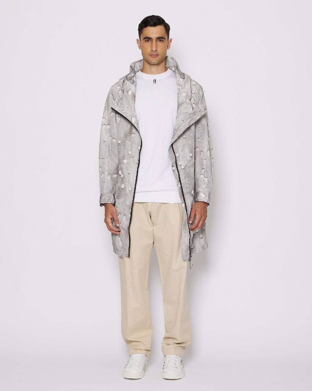 John Richmond Maglia in cashmere con etichetta metallica