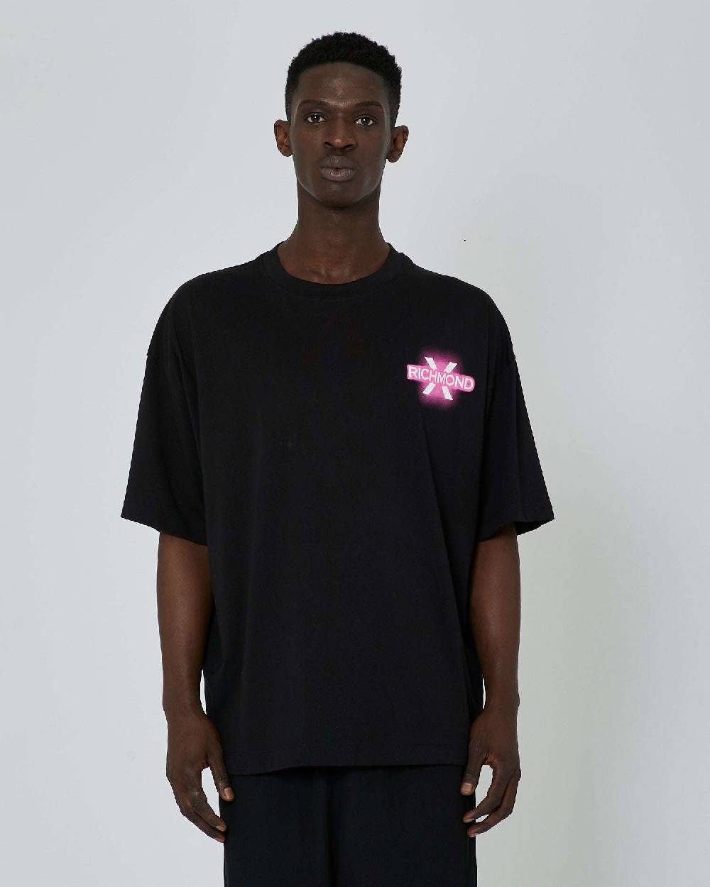 John Richmond T-shirt Con Grafica Applicata Sul Retro E Logo Impresso Sul Davanti