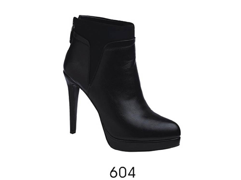 Kiss KrissAI 016/017 – Art.604