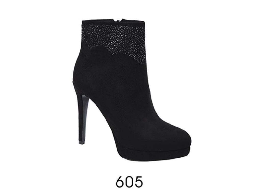 Kiss KrissAI 016/017 – Art.605