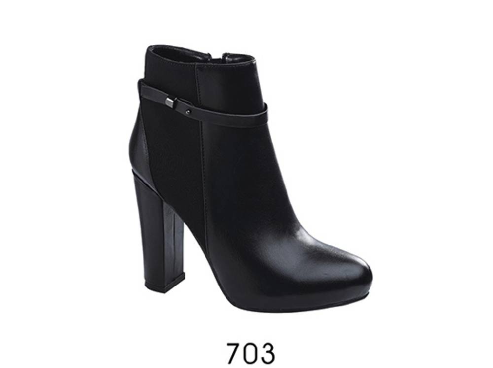 Kiss KrissAI 016/017 – Art.703