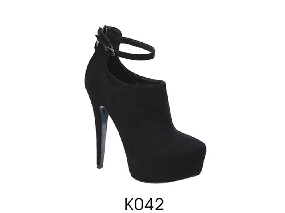 Kiss KrissAI 016/017 – Art.K042