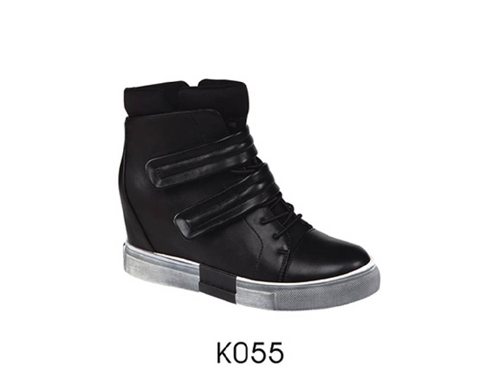 Kiss KrissAI 016/017 – Art.K055