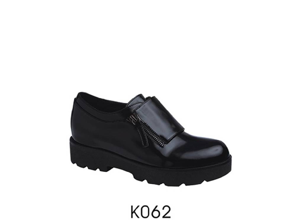 Kiss KrissAI 016/017 – Art.K062