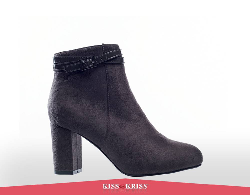 Kiss KrissAI 017/018 – Art. V184