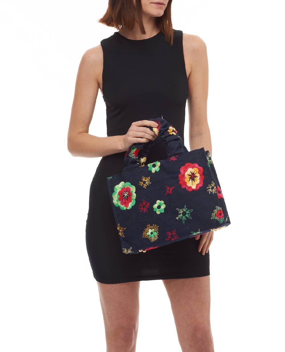 LaMilanesa COSMOPOLITAN