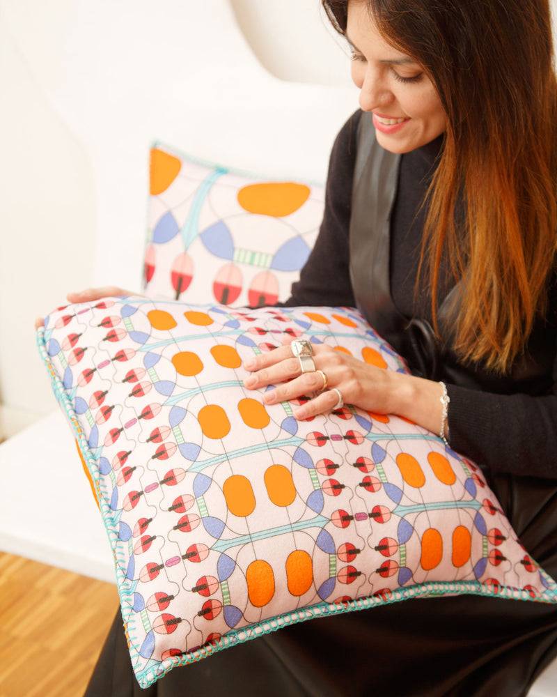 Lanerossi Campanule Plaid E Cuscino By Elena Salmistraro