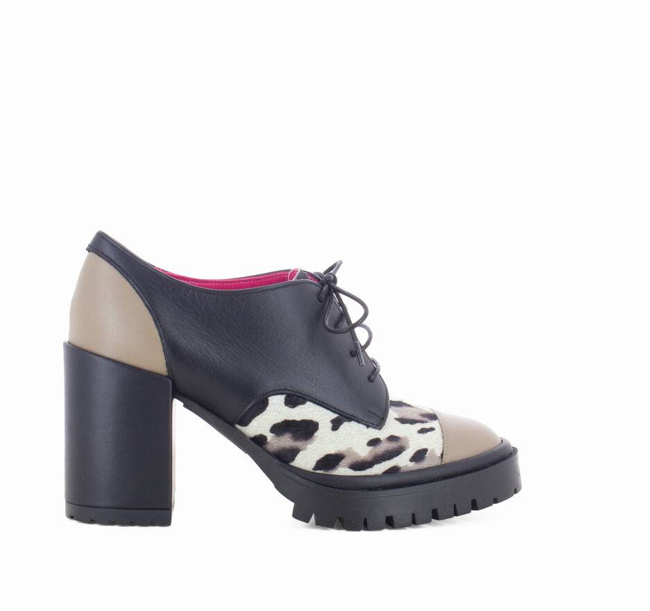 Le Babe ALLACCIATE IN VITELLO NERO