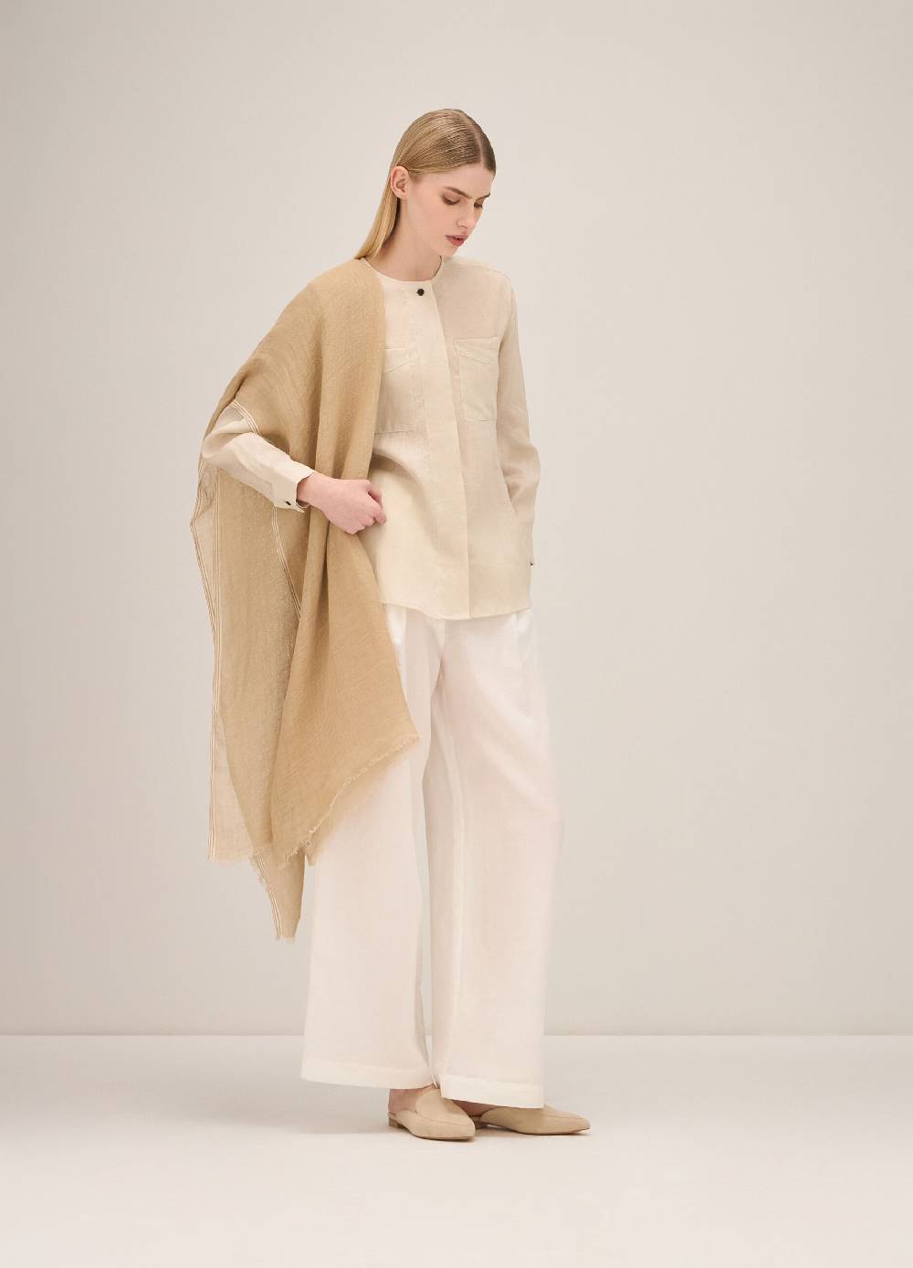 LES COPAINSCamicia in lino con taschini