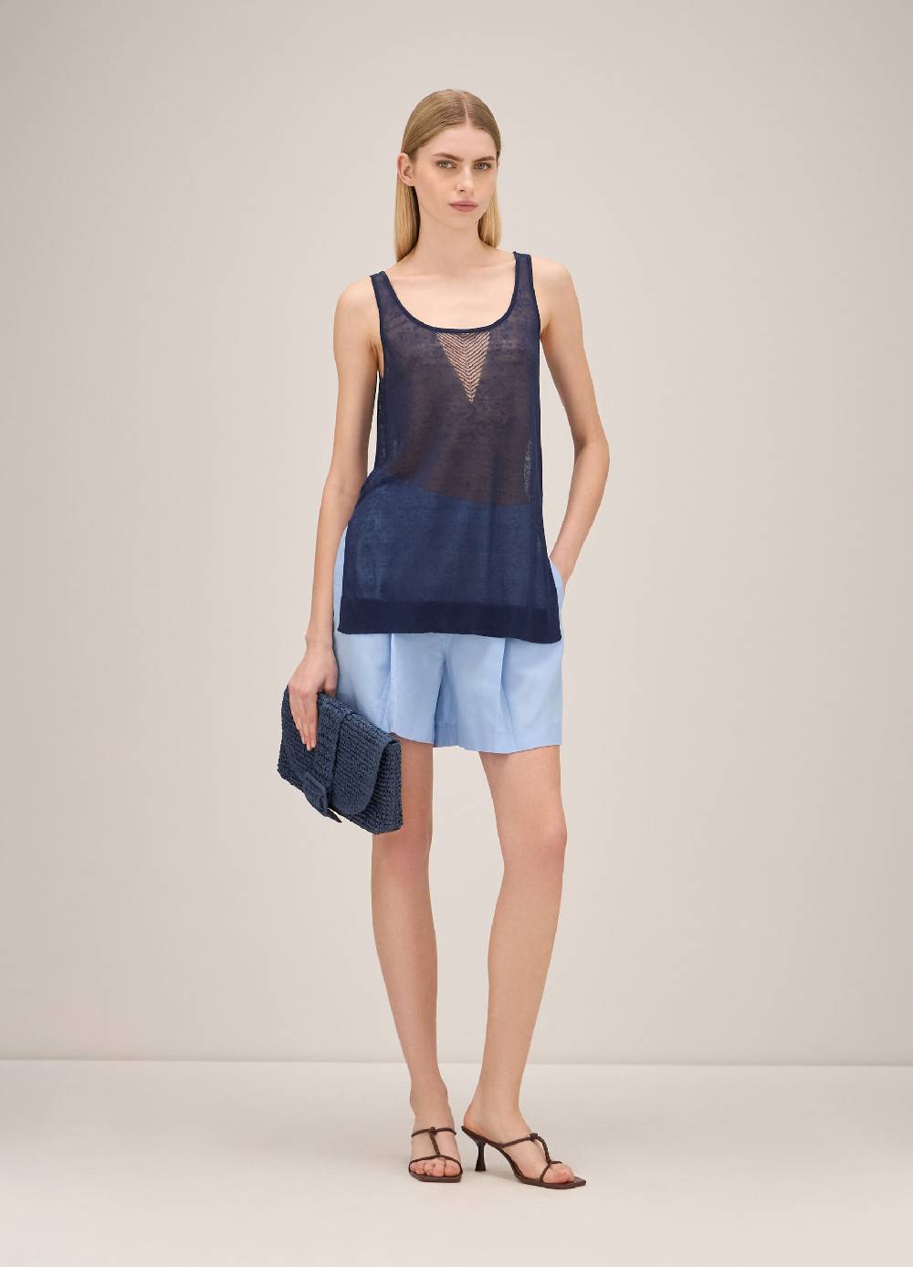 LES COPAINSPantaloni shorts in lyocell e lino