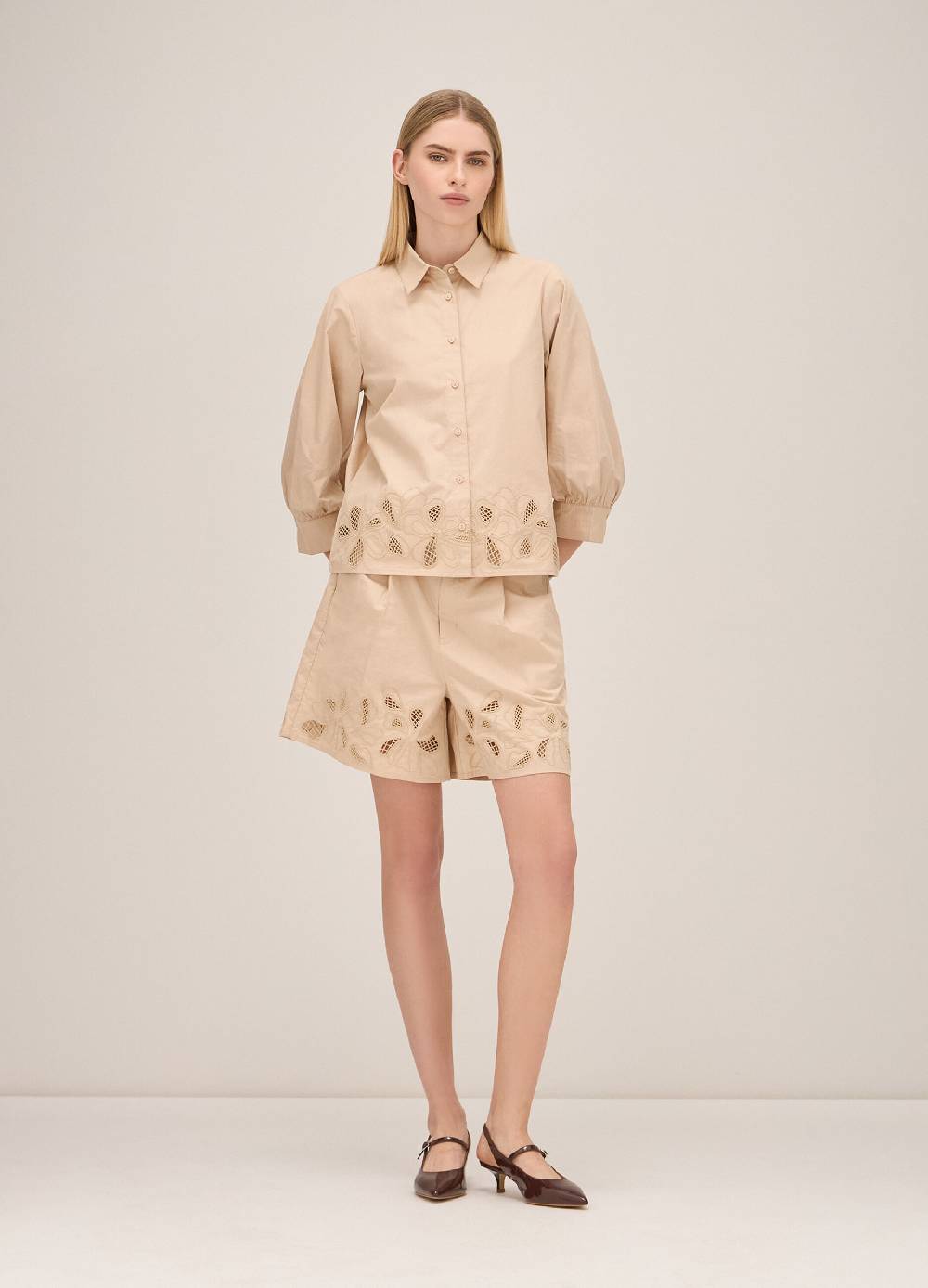 LES COPAINSShorts in cotone con ricamo