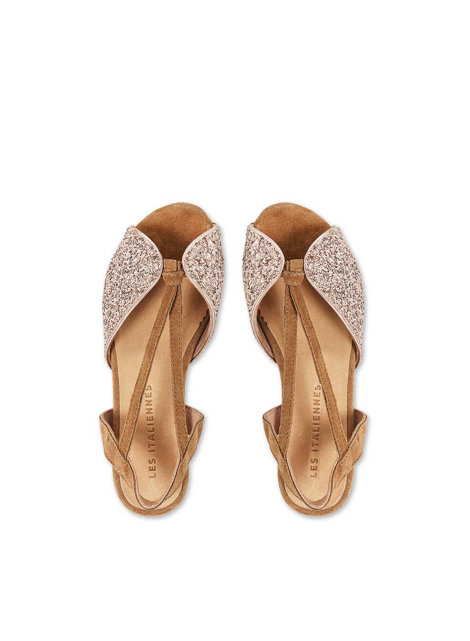 Les Italiennes Emilie con tacco 20