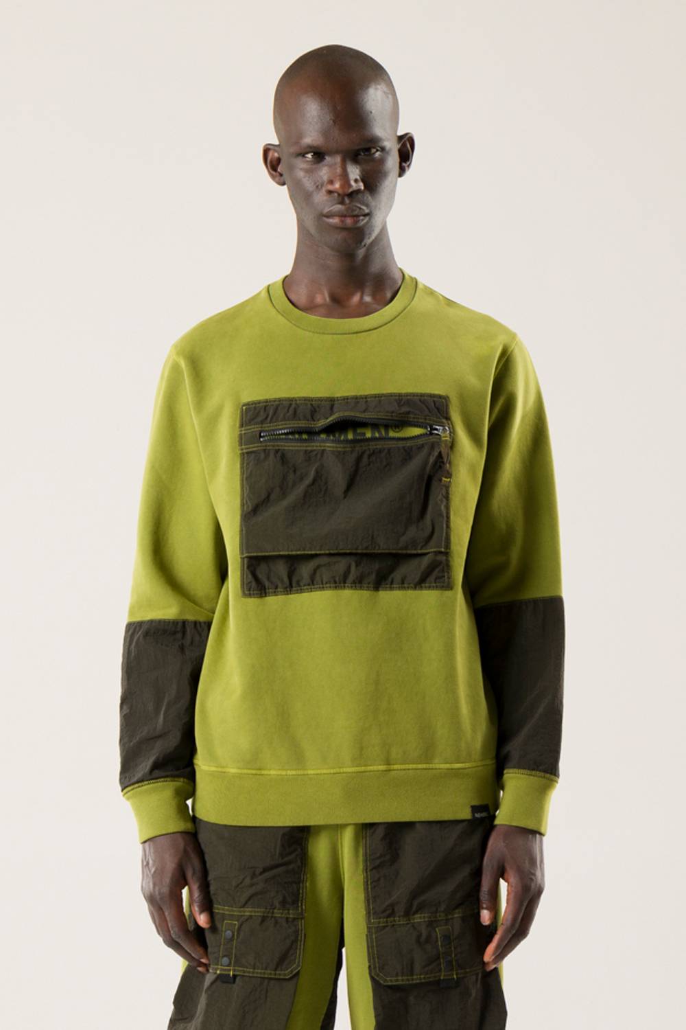 NemeN NMN_E22130F_207 [JYNX CHEST POCKET SWEATSHIRT]