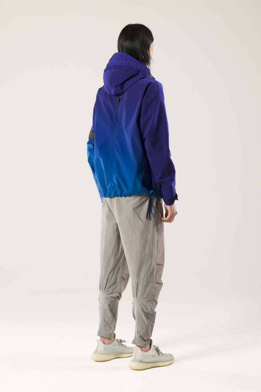 NemeN NMN_E22233_202 [SPHERE 3L JKT]