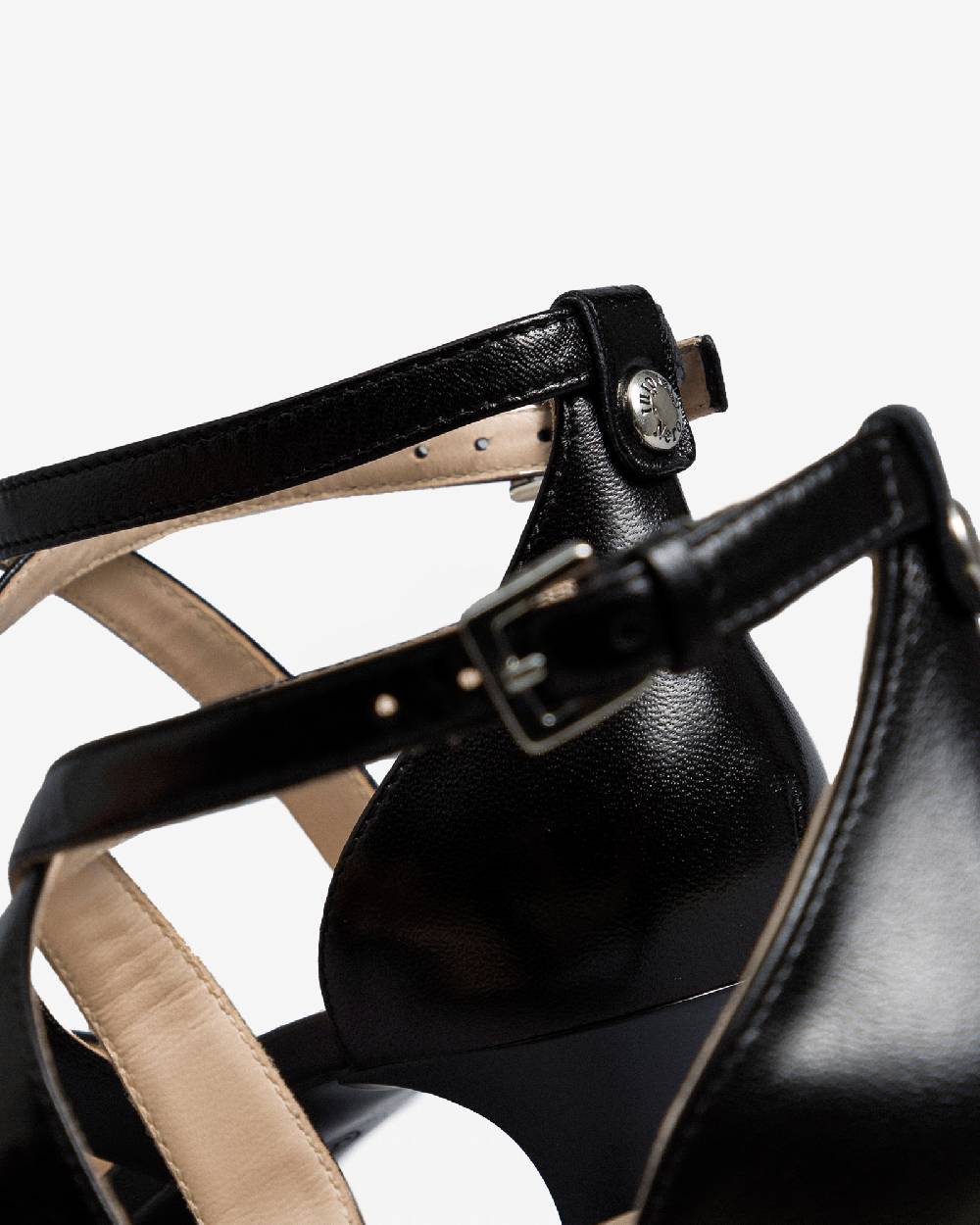 NeroGiardini Art. E011084DE