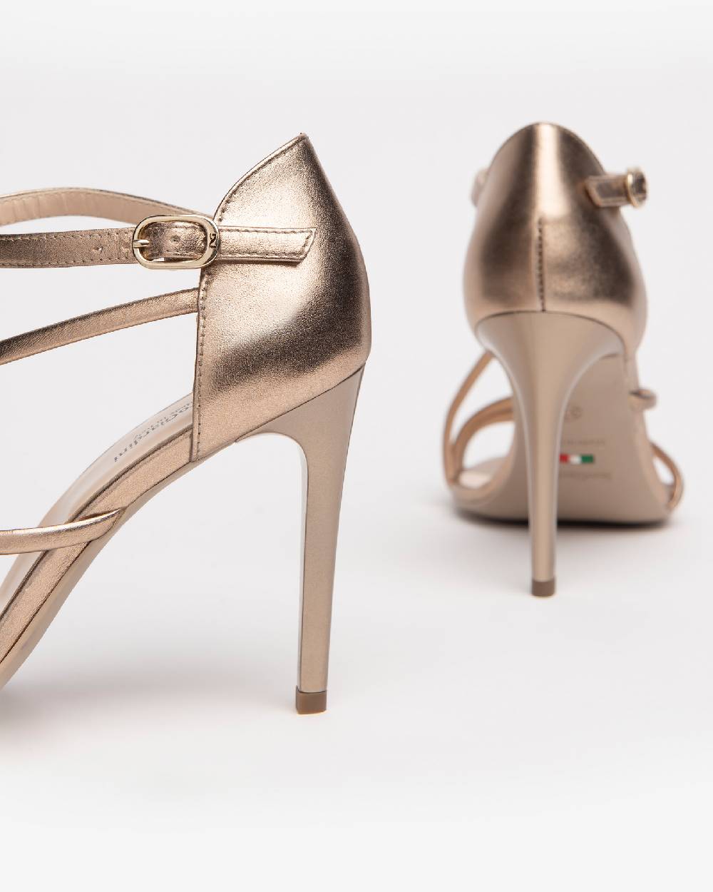 NeroGiardini Art. E218401DE