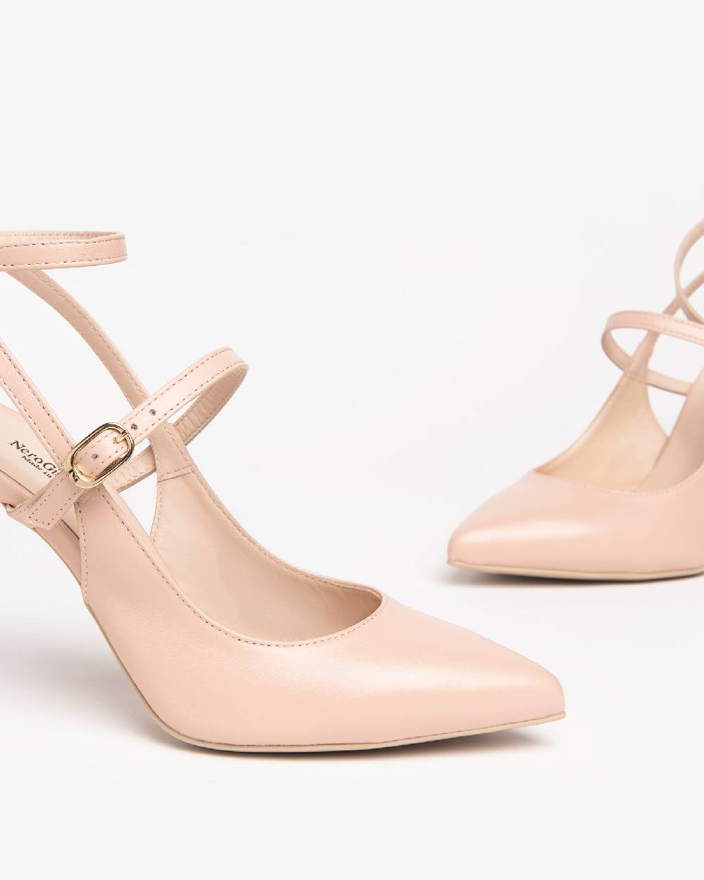 NeroGiardini Art. E307030DE