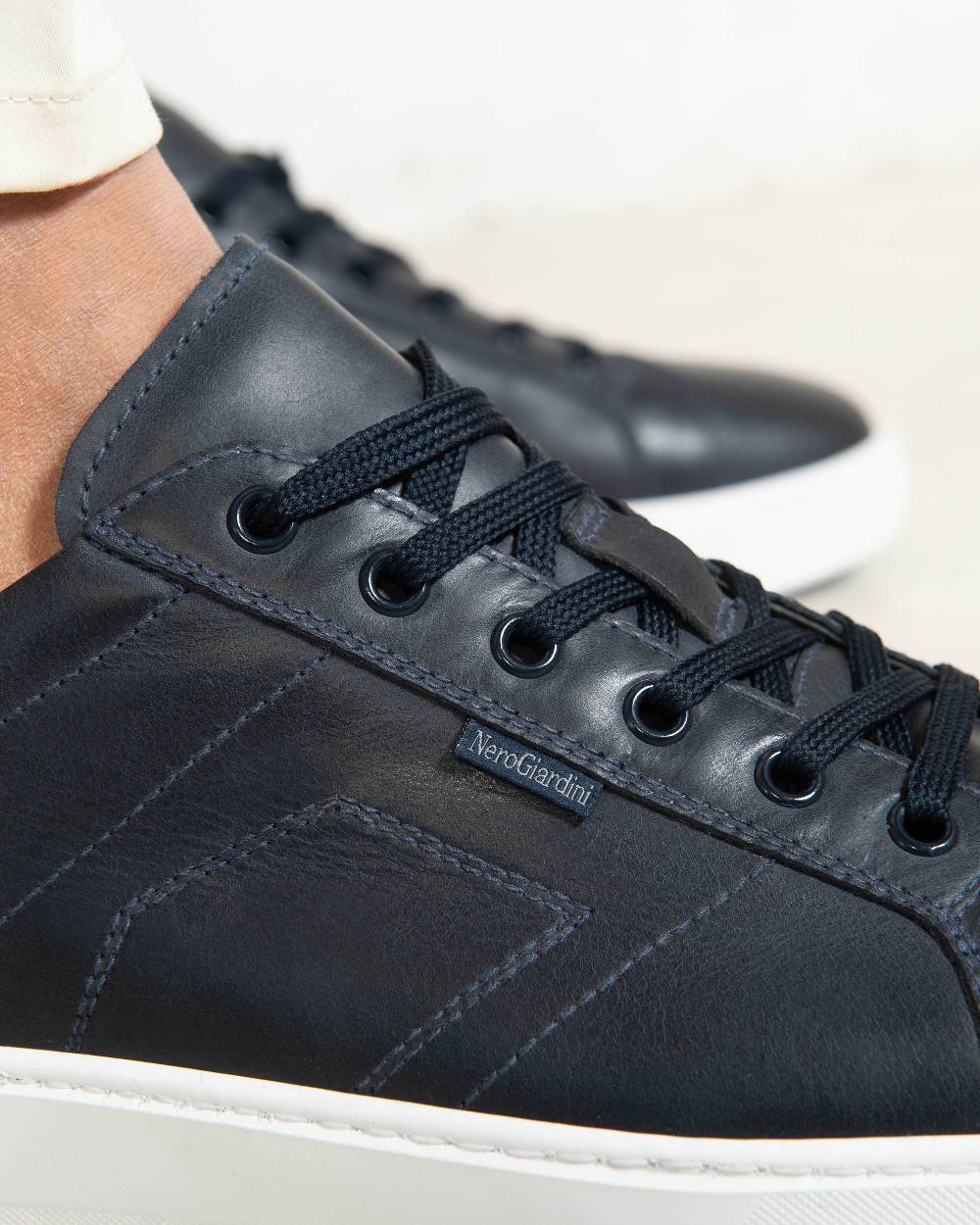 NeroGiardini Art. E400222U