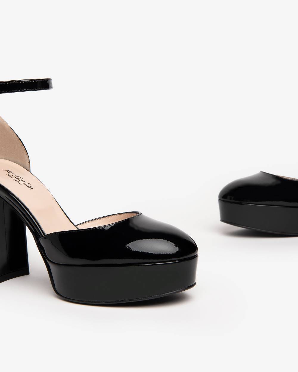 NeroGiardini Art. E409450D