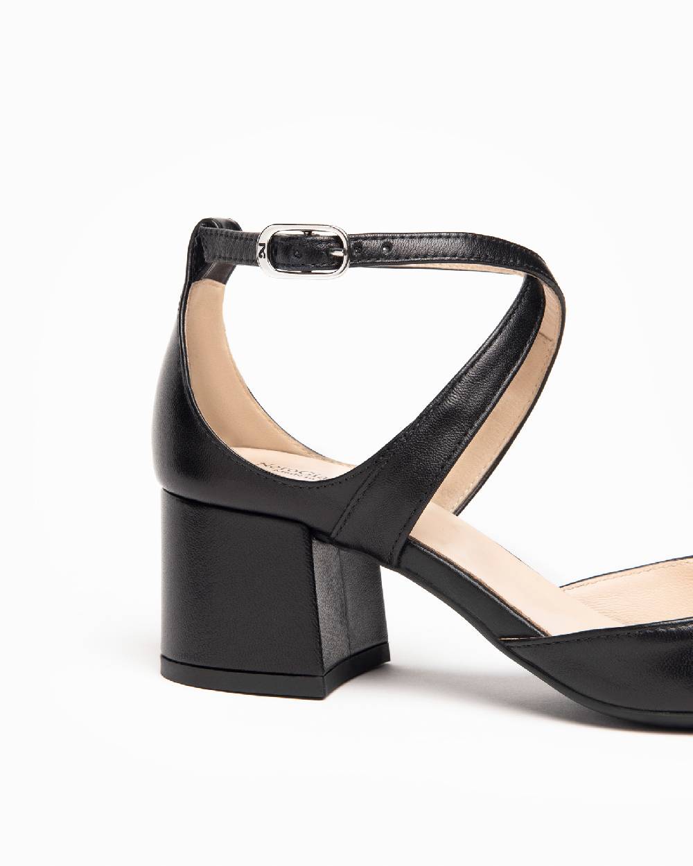 NeroGiardini Art. E409501D