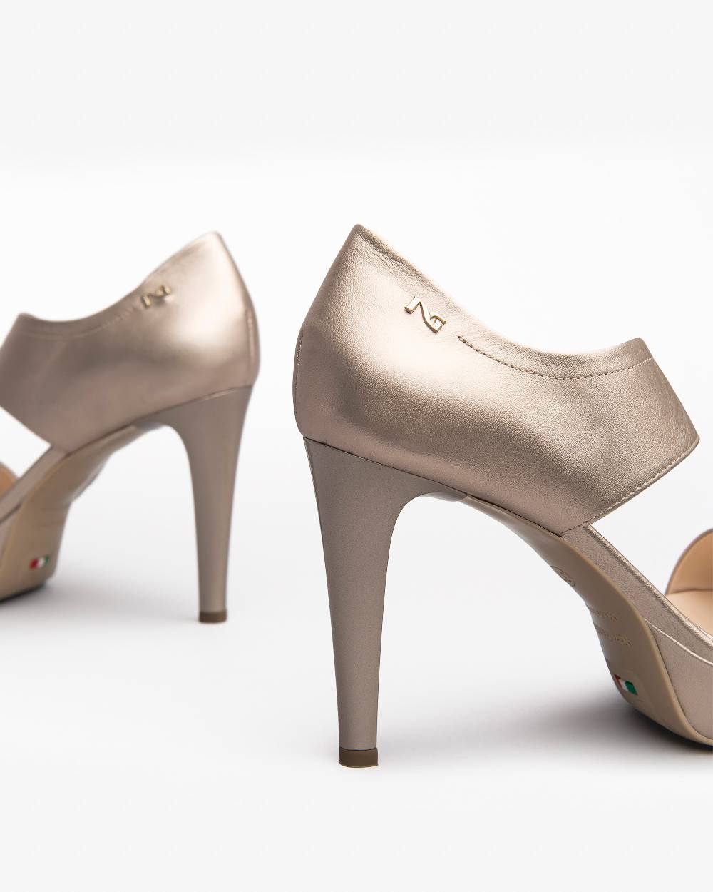 NeroGiardini Art. E410090DE