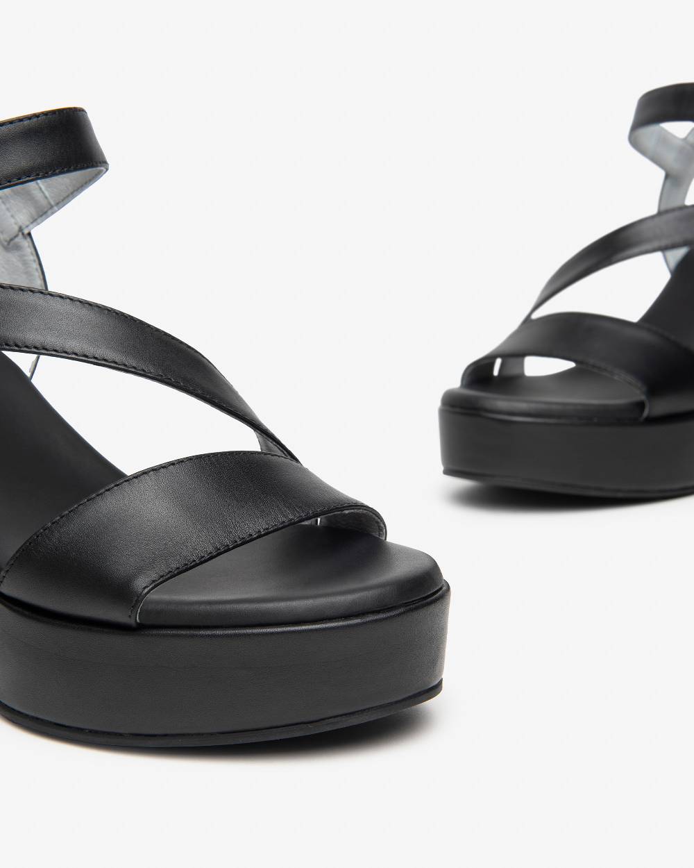 NeroGiardini Art. E410400D