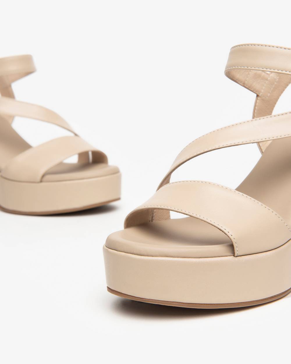 NeroGiardini Art. E410400D