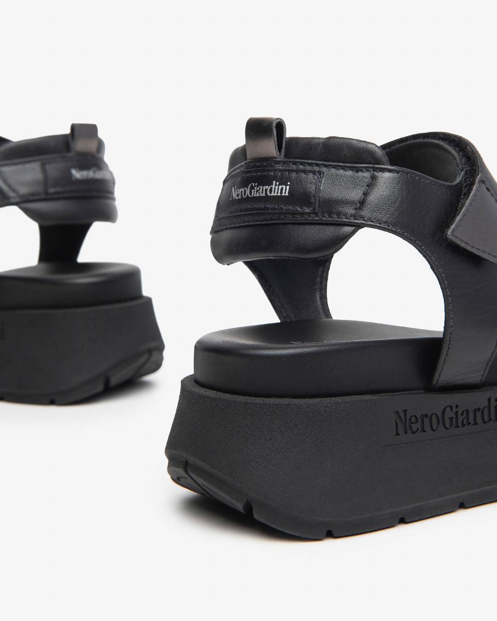 NeroGiardini Art. E410707D