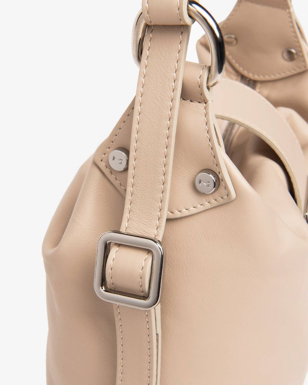 NeroGiardini Art. E443715D