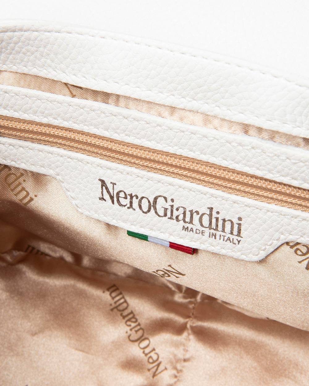 NeroGiardini Art. E443784D