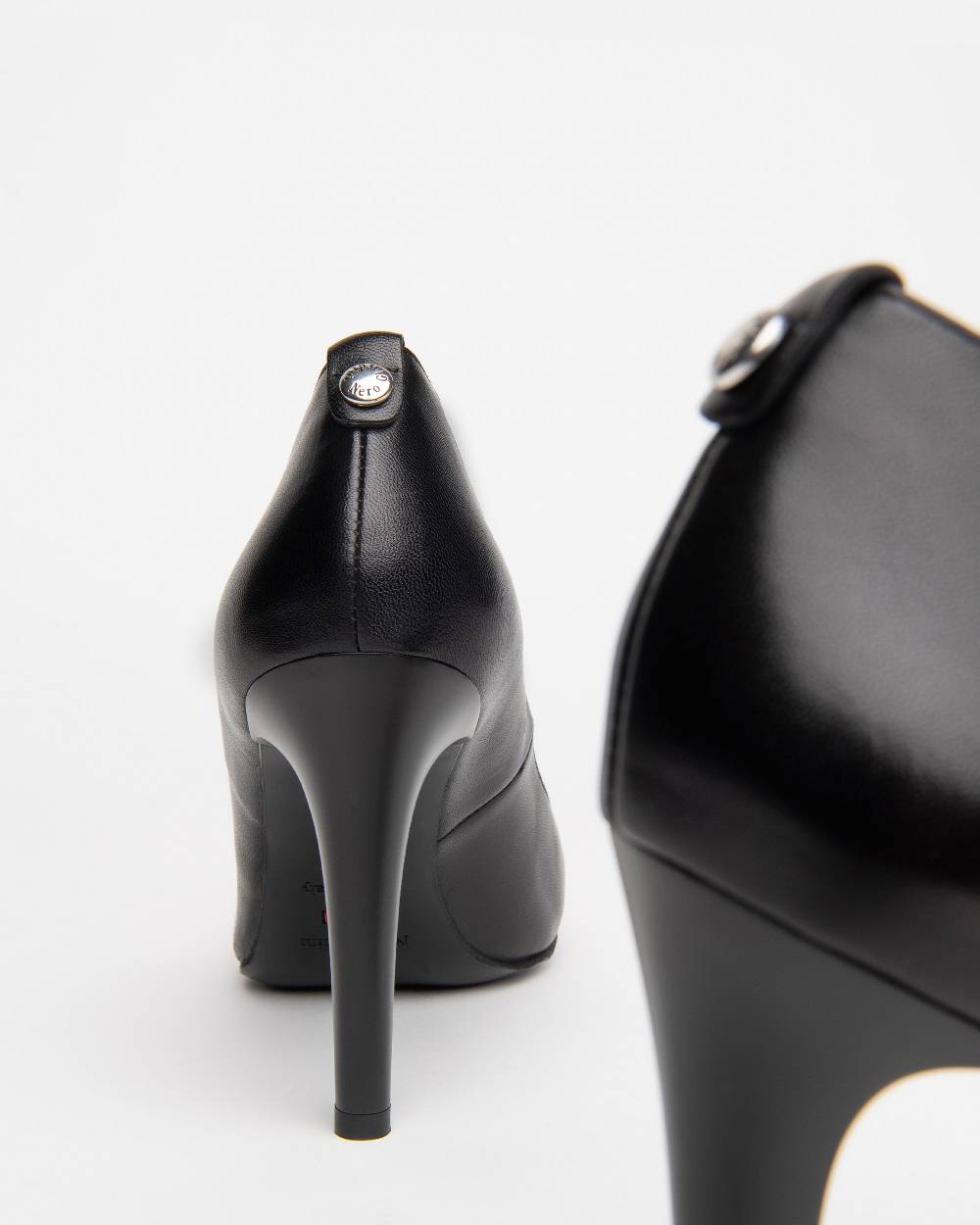 NeroGiardini Art. I013500DE