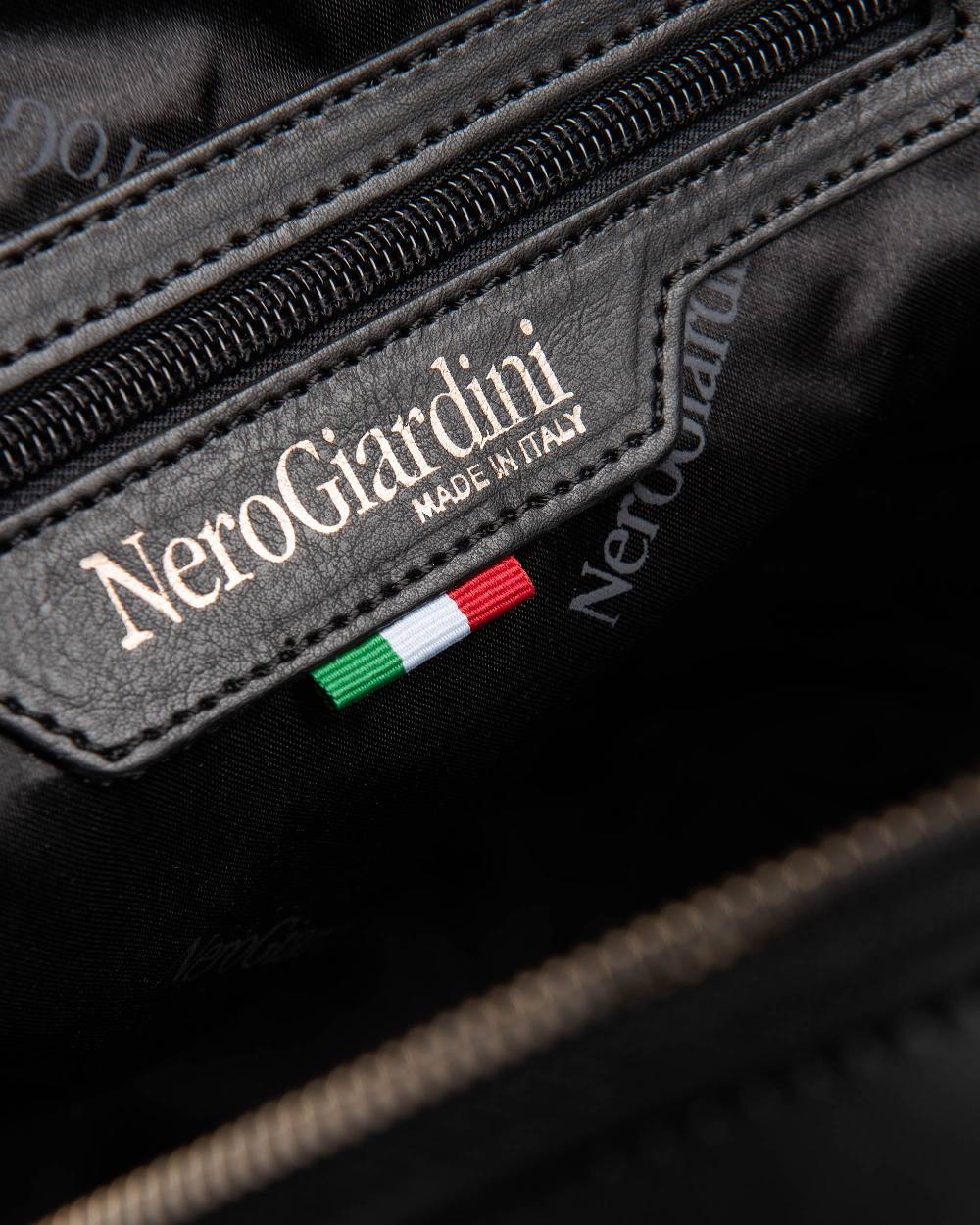 NeroGiardini Art. I243190U