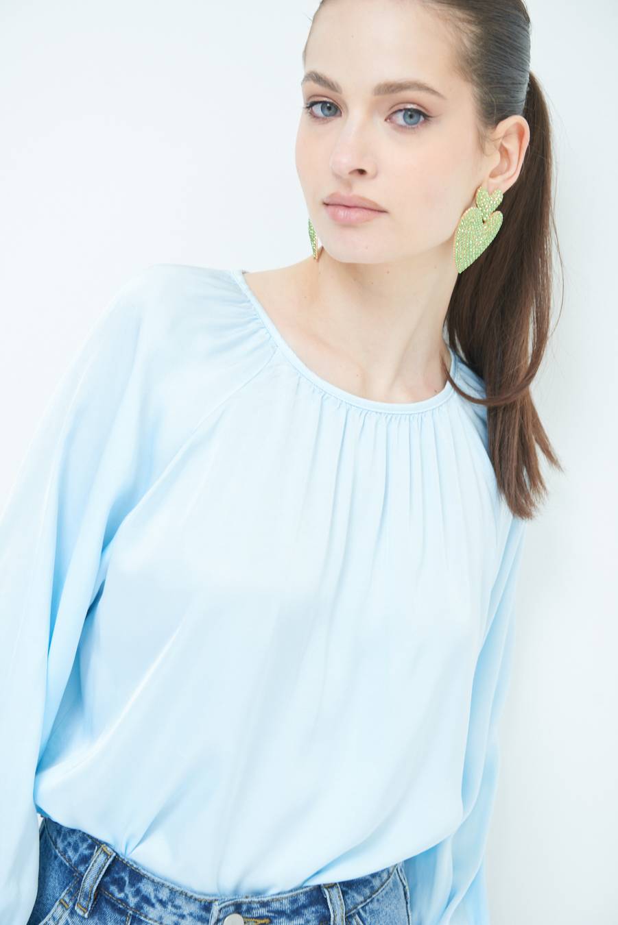 Kikisix CASACCA RASO VISCOSA INCRESPATA COLLO CELESTE