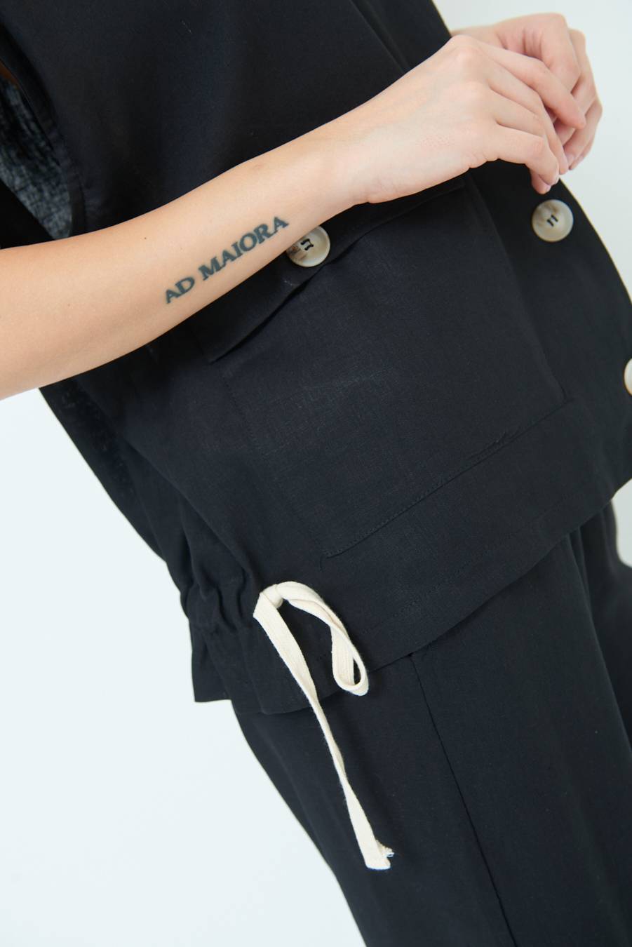 Kikisix GIACCA CAMICIA CON TASCHE VISCOSA LINO NERO