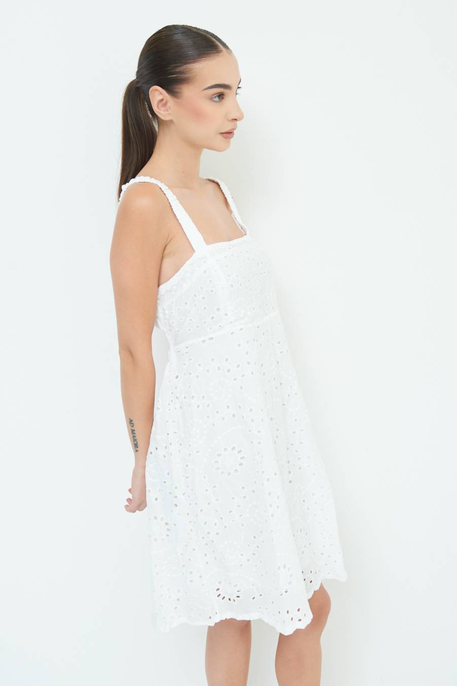 Kikisix ABITO S.GALLO CON ELASTICI DT BIANCO