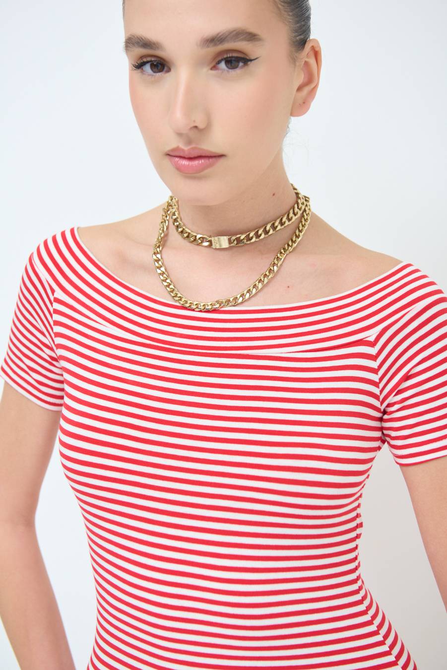 Kikisix ABITO SCOLLO SHIFFER ROSSO