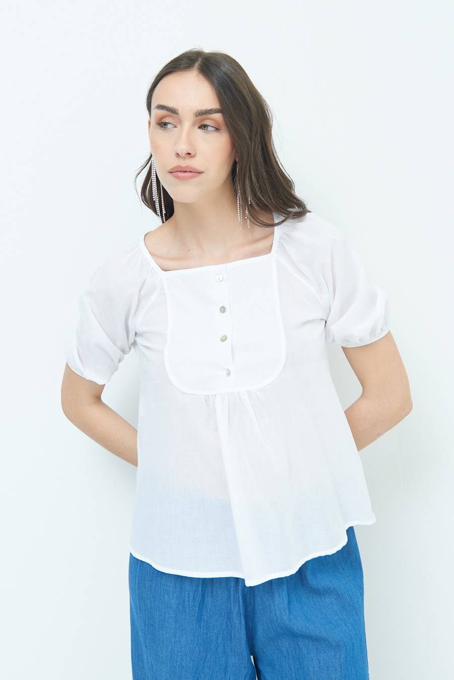 Kikisix CAMICIA CON BOTTONCINI DAV. COTONE BIANCO