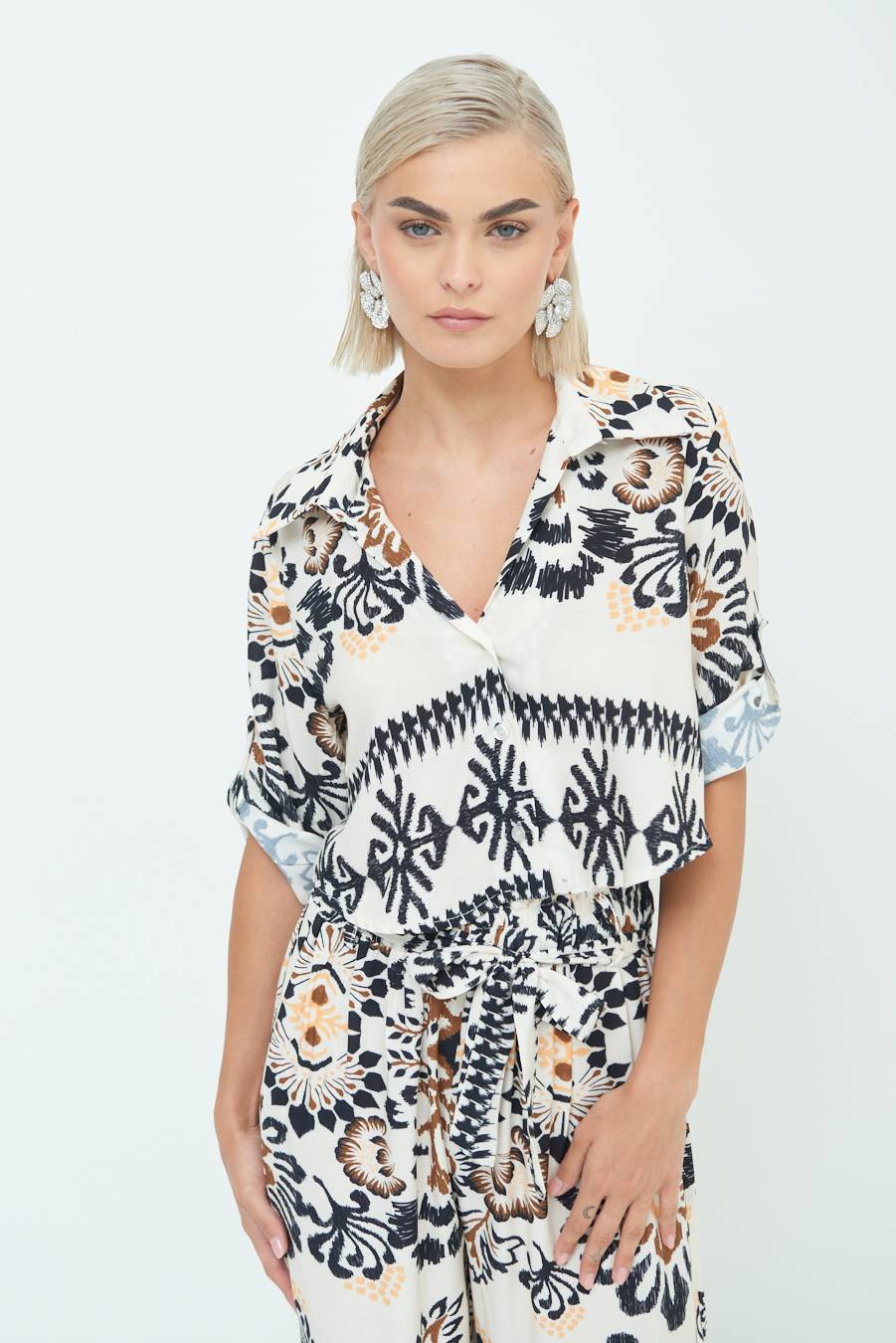 Kikisix CAMICIA CROP BALZA BURRO