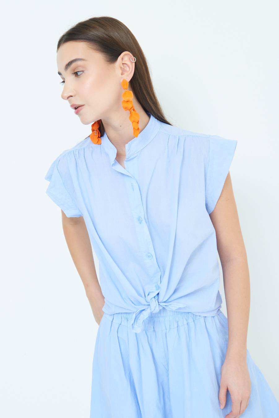 Kikisix CAMICIA SMANICATA CON NODO AZZURRO
