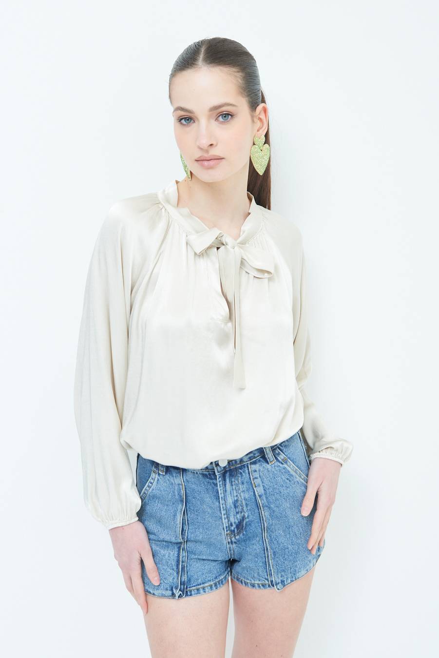 Kikisix CASACCA RASO VISCOSA FIOCCO/CRAVATTA BEIGE